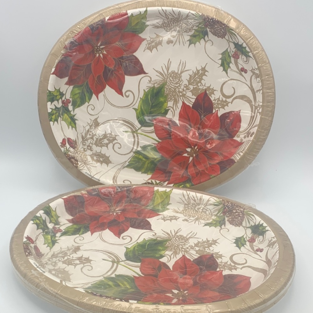 Festive Poinsettia Disposable Plates Lot of 2 packs (10 in each pack)